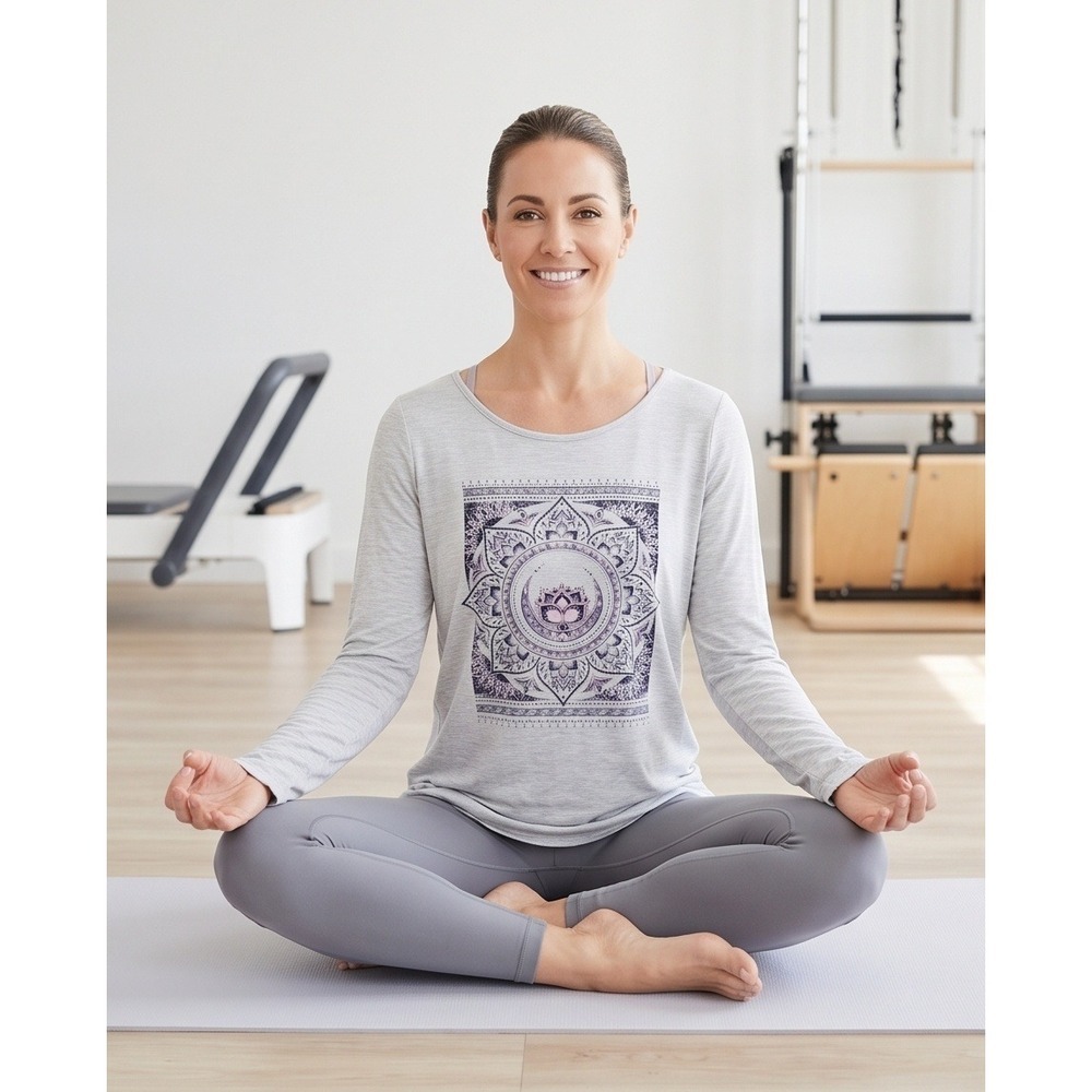 Gaiam Womens S Mandala Lotus Long Sleeve Yoga Top Gray Small‎ Pilates Workout